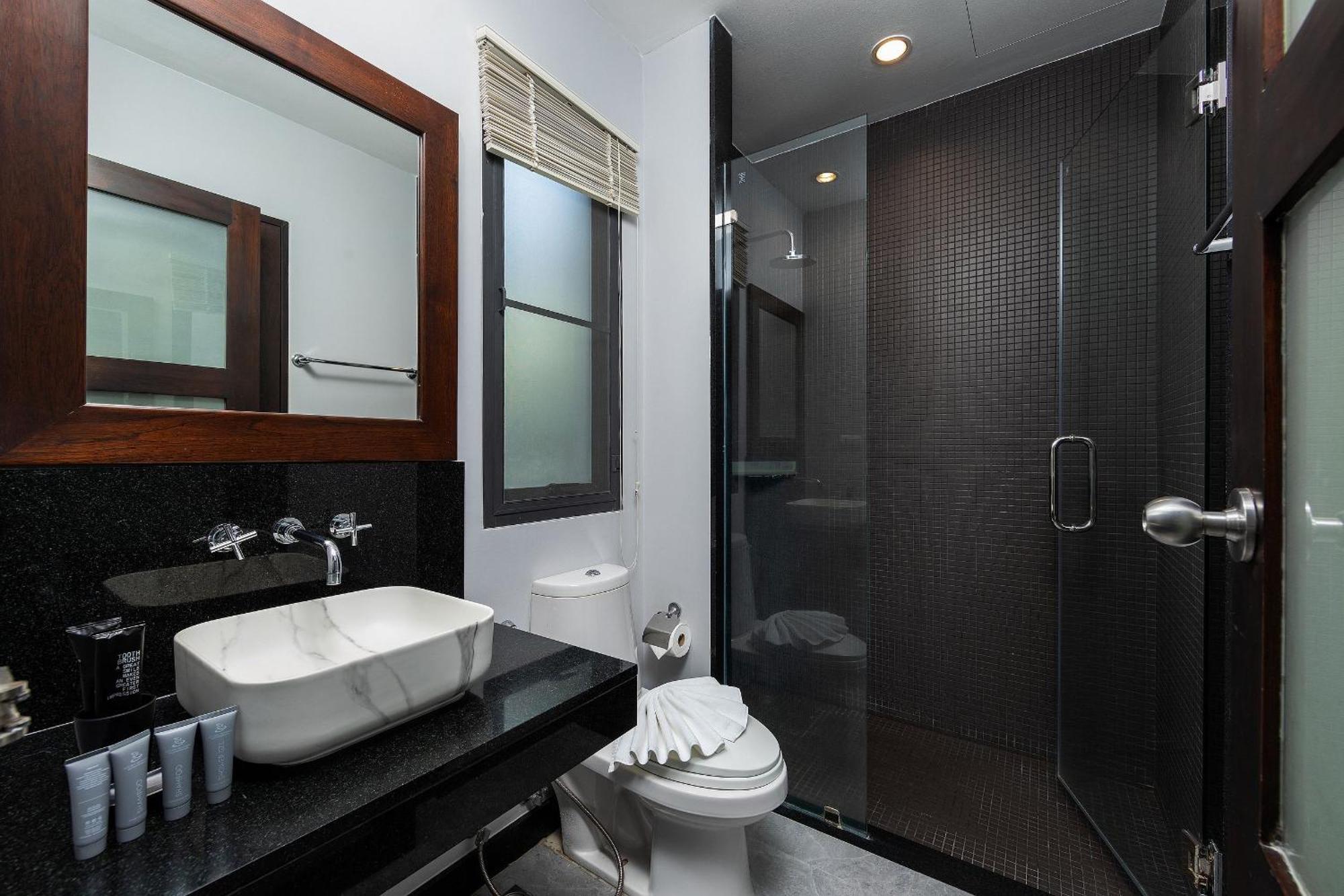 Villa Galam | Private Pool | Onyx Villas By Tropiclook | Naiharn Beach Nai Harn Bagian luar foto